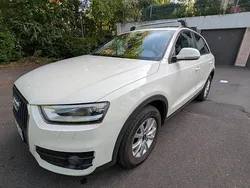 Weiß Gebraucht 2012 Audi Q3 SUV | 12.800 € (Etwas zu teuer)