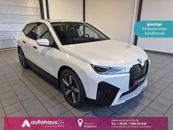 Weiß Gebraucht 2023 BMW iX SUV | 46.290 € (Fairer Preis)