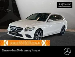 Weiß Gebraucht 2020 Mercedes C300e Avantgarde Limousine | 29.990 € (Fairer Preis)