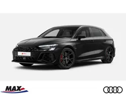 Mythosschwarz metallic Neu 2024 Audi RS3 Kleinwagen | 69.890 €