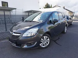 Grau Gebraucht 2015 Opel Meriva Style Van / Kleinbus | 9.500 € (Fairer Preis)