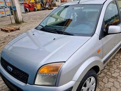 Silber Gebraucht 2006 Ford Fusion Kleinwagen | 1.200 € (Guter Preis)