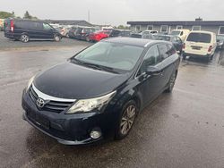 Schwarz Gebraucht 2013 Toyota Avensis Executive Kombi | 5.600 € (Fairer Preis)