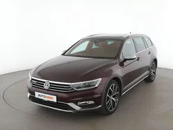 Rot Gebraucht 2018 VW Passat Alltrack Kombi | 27.750 € (Fairer Preis)