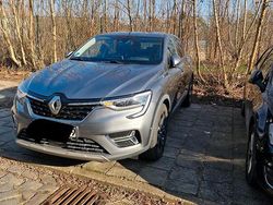 Grau Gebraucht 2022 Renault Arkana SUV | 22.000 € (Etwas zu teuer)
