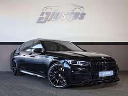 Black sapphire metallic (475) Gebraucht 2017 BMW 760L Limousine | 59.900 €