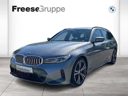 Grau Gebraucht 2024 BMW 318 M Sport Kombi | 42.990 € (Teuer)