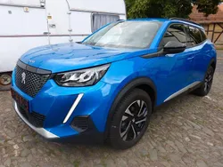 Blau Gebraucht 2022 Peugeot 2008 Allure SUV | 16.800 € (Superpreis)