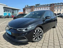 Schwarz Gebraucht 2022 VW Golf VIII Active Limousine | 21.690 € (Fairer Preis)