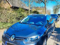 Grau Gebraucht 2015 Renault Mégane GrandTour LIMITED Kombi | 6.000 € (Guter Preis)