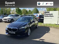 Saphirschwarz Gebraucht 2021 BMW 118 Sport Line Kleinwagen | 24.485 € (Fairer Preis)