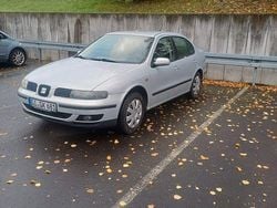 Silber Gebraucht 2000 Seat Toledo Sport Limousine | 2.100 € (Guter Preis)