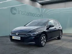 Schwarz Gebraucht 2023 VW Golf VIII Move Limousine | 30.803 € (Teuer)