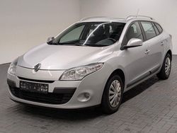 Grau Gebraucht 2011 Renault Mégane GrandTour Kombi | 2.980 € (Guter Preis)