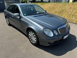 Grau Gebraucht 2007 Mercedes E200 Limousine | 4.999 € (Guter Preis)