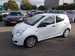 Weiß Gebraucht 2012 Suzuki Alto Club Kleinwagen | 4.400 € (Etwas zu teuer)
