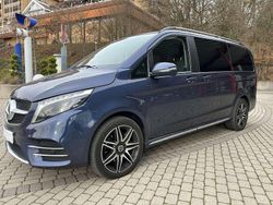 Blau Gebraucht 2024 Mercedes 300 Avantgarde Kombi | 79.999 €