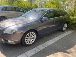 Grau Gebraucht 2011 Opel Insignia Kombi | 6.500 € (Teuer)