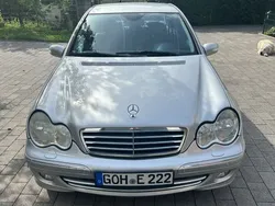 Silber Gebraucht 2005 Mercedes C180 Avantgarde Limousine | 7.300 € (Teuer)