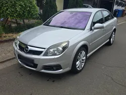 Silber Gebraucht 2008 Opel Vectra Sport Limousine | 5.800 €