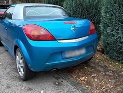 Blau Gebraucht 2005 Opel Tigra Edition Cabrio | 1.700 € (Guter Preis)
