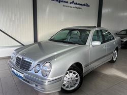 Silber Gebraucht 2000 Mercedes E220 Elegance Limousine | 11.899 €