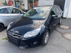 Schwarz Gebraucht 2011 Ford Focus Trend Limousine | 3.950 € (Guter Preis)