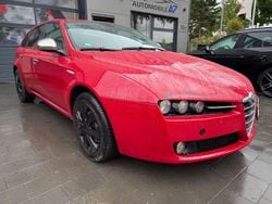 Rot Gebraucht 2007 Alfa Romeo 159 Limousine | 1.650 € (Guter Preis)