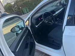 Weiß Gebraucht 2022 VW Golf VIII Life Kleinwagen | 17.900 € (Guter Preis)