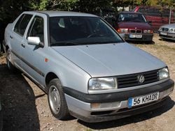 Silber Gebraucht 1993 VW Vento Limousine | 2.200 €