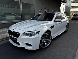 Weiß Gebraucht 2014 BMW M5 Performance Limousine | 34.900 €