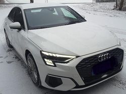 Weiß Gebraucht 2021 Audi A3 Ambiente Limousine | 21.650 € (Guter Preis)