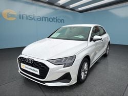 Weiß Gebraucht 2025 Audi A3 Sportback Kleinwagen | 28.649 € (Guter Preis)