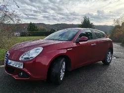 Rot Gebraucht 2011 Alfa Romeo Giulietta Kleinwagen | 6.200 € (Fairer Preis)