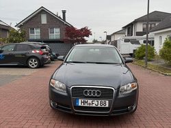 Grau Gebraucht 2005 Audi A4 Limousine | 3.499 € (Fairer Preis)