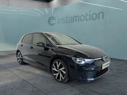 Schwarz Gebraucht 2024 VW Golf VIII R-line Limousine | 28.930 € (Guter Preis)