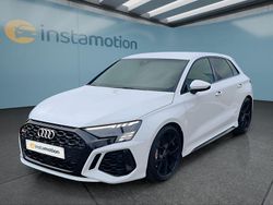Weiß Gebraucht 2023 Audi RS3 Sportback Kleinwagen | 56.699 € (Teuer)