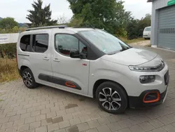 Sandbeige metallic Gebraucht 2018 Citroën Berlingo XTR Van / Kleinbus | 18.790 € (Teuer)