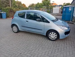 Grau Gebraucht 2007 Mitsubishi Colt Kleinwagen | 1.500 € (Fairer Preis)