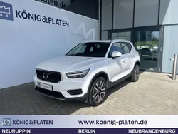 Ice white solid solid (weiß) Gebraucht 2022 Volvo XC40 Momentum SUV | 29.990 € (Guter Preis)