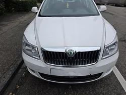 Weiß Gebraucht 2009 Skoda Octavia Kombi | 2.300 € (Fairer Preis)