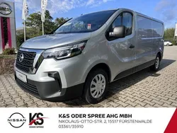 Urban silber Gebraucht 2023 Nissan Primastar N-Connecta Van / Kleinbus | 32.990 €