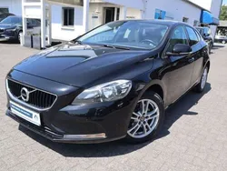 Black solid stone Gebraucht 2016 Volvo V40 Kombi | 13.333 € (Fairer Preis)