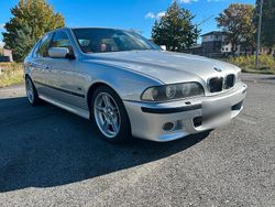 Silber Gebraucht 2001 BMW 525 M Sport Limousine | 8.900 €