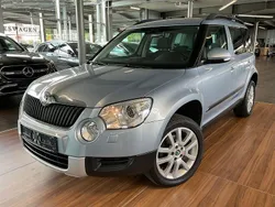 Blau Gebraucht 2011 Skoda Yeti SUV | 9.999 € (Fairer Preis)