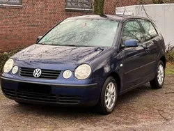 Blau Gebraucht 2004 VW Polo Basis Limousine | 700 € (Guter Preis)