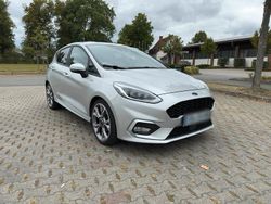 Silber Gebraucht 2019 Ford Fiesta ST-Line Kleinwagen | 11.000 € (Guter Preis)