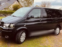Schwarz Gebraucht 2010 VW Multivan Team Van / Kleinbus | 18.900 €