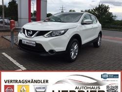 Weiß metallic Gebraucht 2017 Nissan Qashqai Acenta SUV | 19.990 €