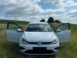 Weiß Gebraucht 2020 VW Golf VII R Kombi | 27.250 €